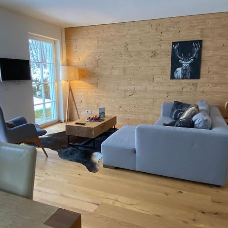 Traumhafte Ferienwohnung Im Alpinen Stil In Traumlage Schoenau am Koenigsee Luaran gambar